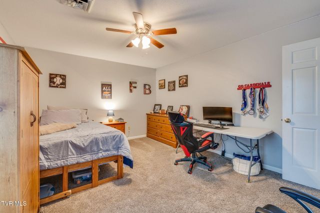 5116 Waterford Drive, Kingsport, TN 37664
