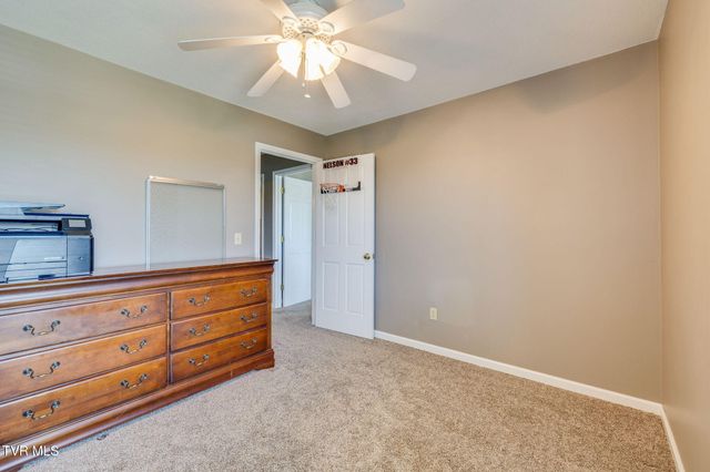 5116 Waterford Drive, Kingsport, TN 37664