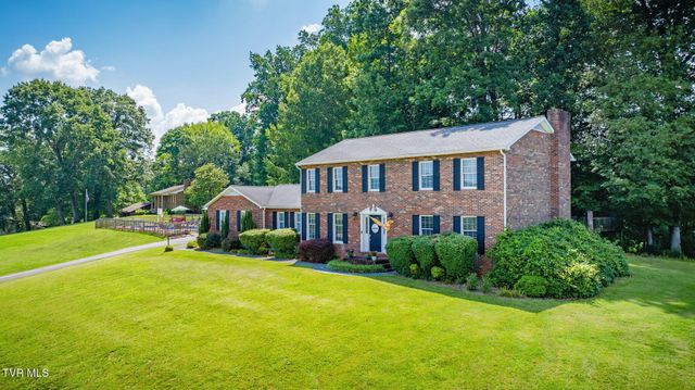 5116 Waterford Drive, Kingsport, TN 37664