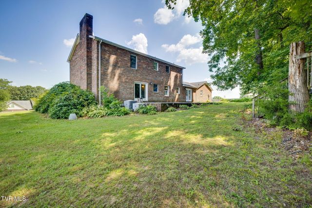5116 Waterford Drive, Kingsport, TN 37664