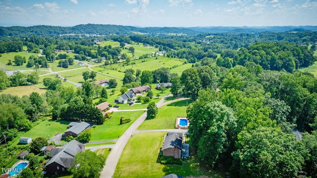 5116 Waterford Drive, Kingsport, TN 37664