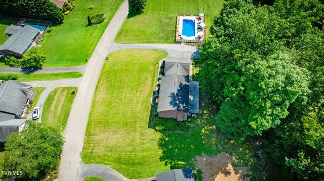 5116 Waterford Drive, Kingsport, TN 37664