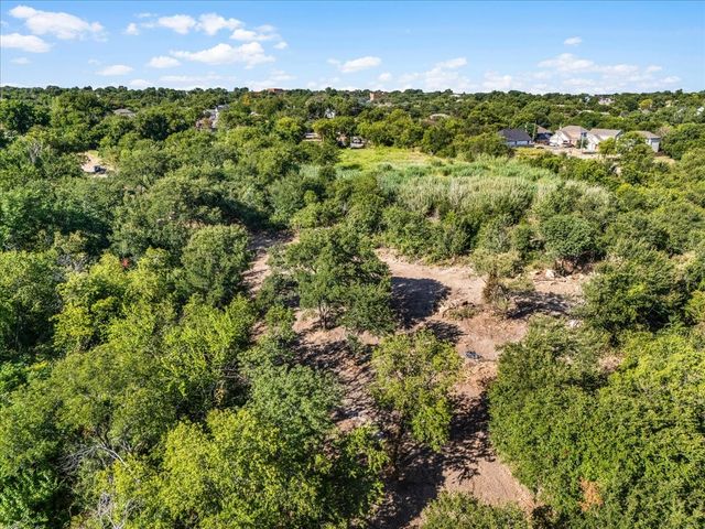 2920 Columbus Avenue, Fort Worth, TX 76106