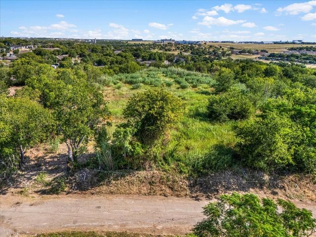 2920 Columbus Avenue, Fort Worth, TX 76106