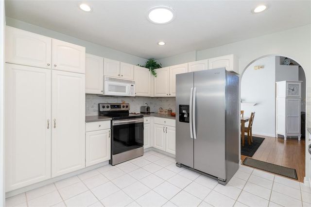15440 SW 14TH AVENUE ROAD, Ocala, FL 34473