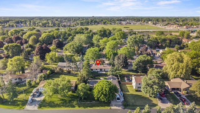 1731 OAKRIDGE COURT, Menasha, WI 54952