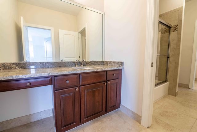 7365 OSBORN MEADOWS DR, Arlington, TN 38002