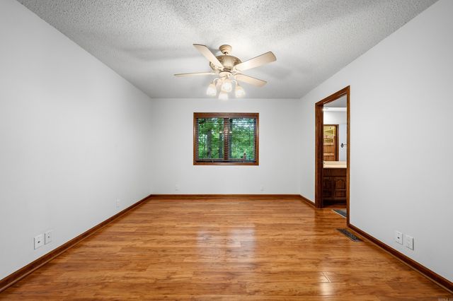 75 Hartura Way, Hot Springs Village, AR 71909