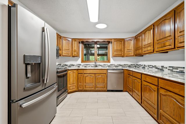 75 Hartura Way, Hot Springs Village, AR 71909