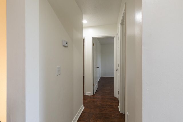 2725 Maple Street, Hollister, MO 65672