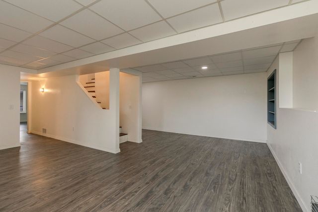 2725 Maple Street, Hollister, MO 65672