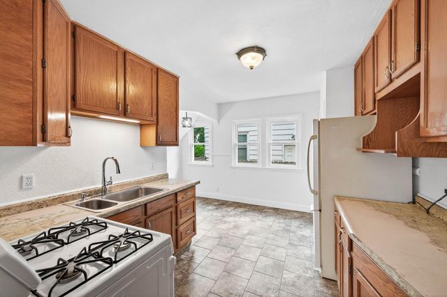 1732 Maryland Avenue E, Saint Paul, MN 55106