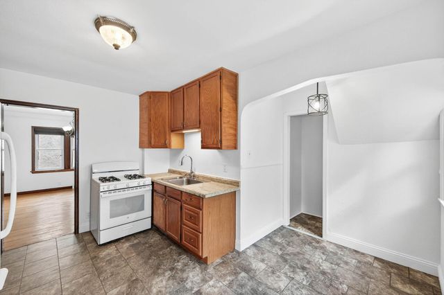 1732 Maryland Avenue E, Saint Paul, MN 55106