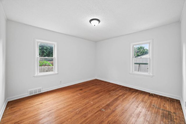 1732 Maryland Avenue E, Saint Paul, MN 55106