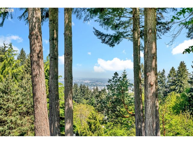 2244 Lasater Blvd, Eugene, OR 97405