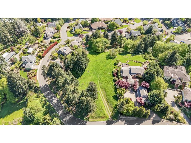 2244 Lasater Blvd, Eugene, OR 97405