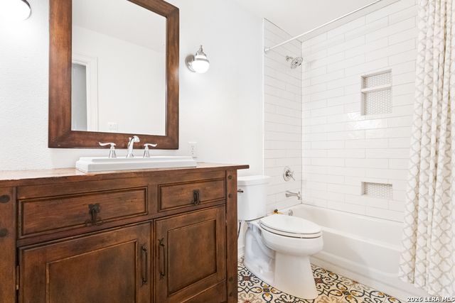 2538 Somerall, San Antonio, TX 78248