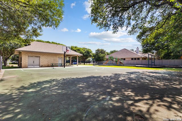 2538 Somerall, San Antonio, TX 78248