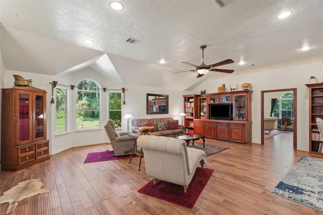 32770 Willow Bend Lane, Waller, TX 77484