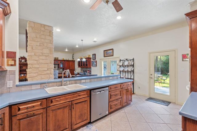 32770 Willow Bend Lane, Waller, TX 77484