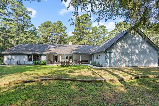 32770 Willow Bend Lane, Waller, TX 77484