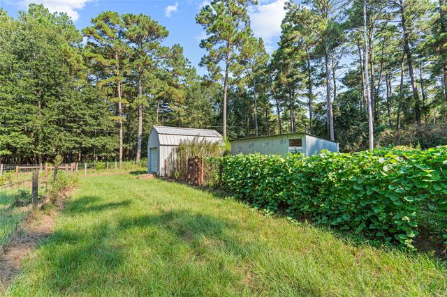 32770 Willow Bend Lane, Waller, TX 77484