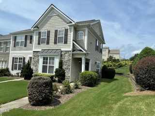 100 Stratford Lakes Drive 101, Durham, NC 27713