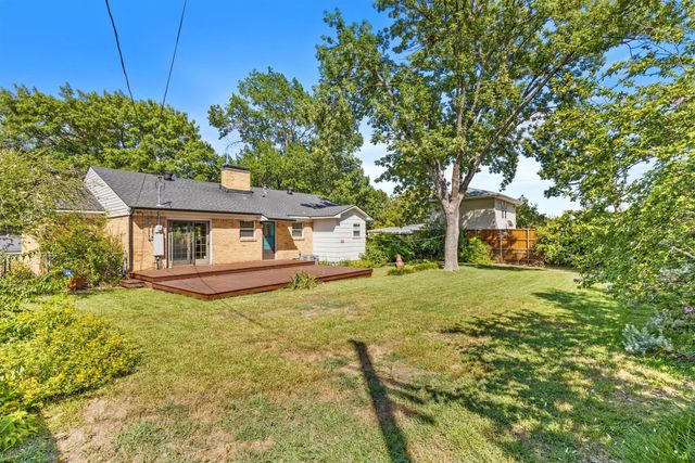 529 Aqua Drive, Dallas, TX 75218