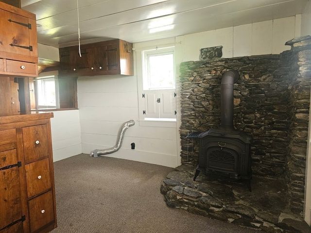 9 Syd Smith Rd, Westminster, MA 01473