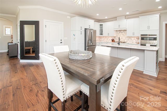 1022 Galloway Drive, Matthews, NC 28104