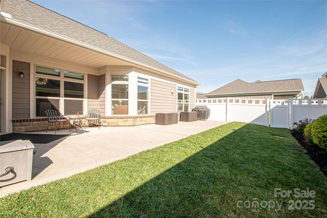 1022 Galloway Drive, Matthews, NC 28104