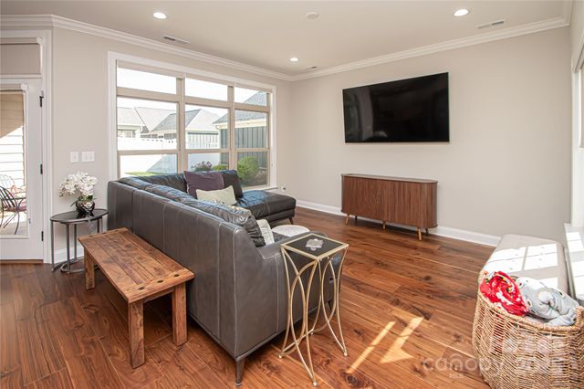 1022 Galloway Drive, Matthews, NC 28104