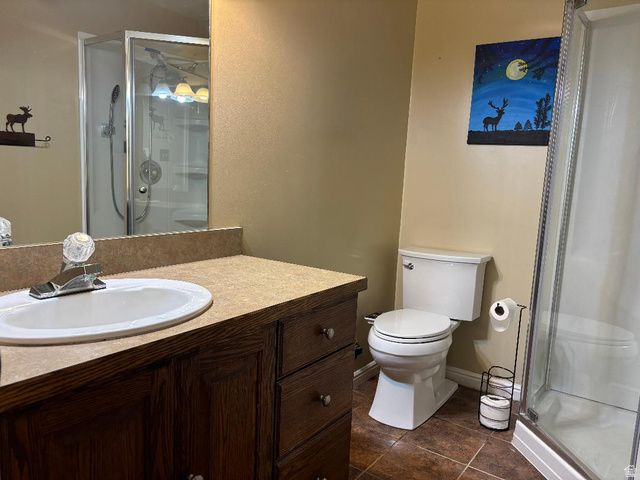 5346 S QUEENSWOOD DR, Taylorsville, UT 84129