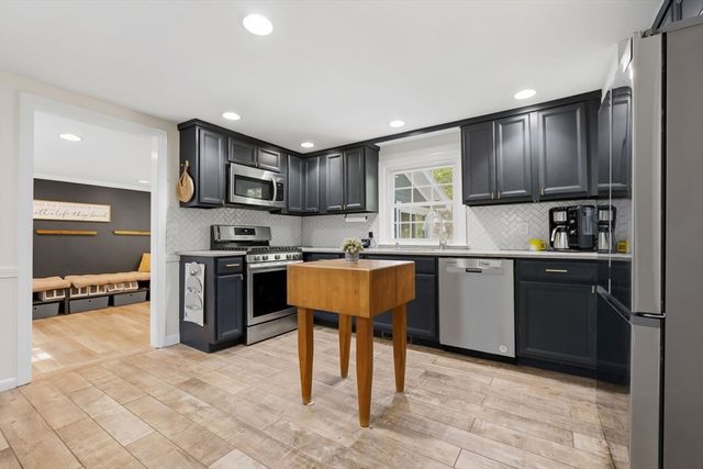 138 Killam Hill Rd, Boxford, MA 01921
