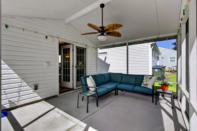 114 Coosawatchie Street, Summerville, SC 29485