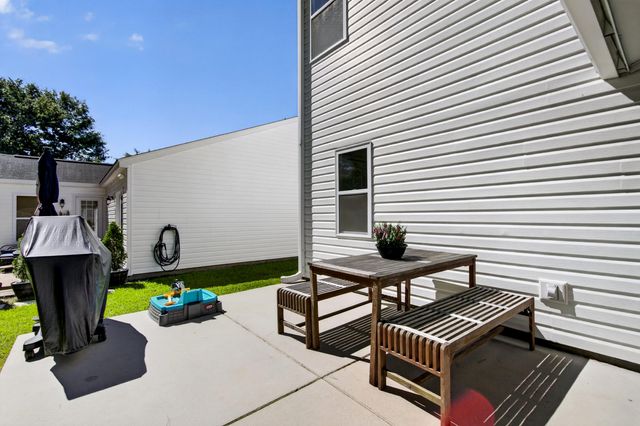 114 Coosawatchie Street, Summerville, SC 29485
