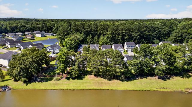 114 Coosawatchie Street, Summerville, SC 29485