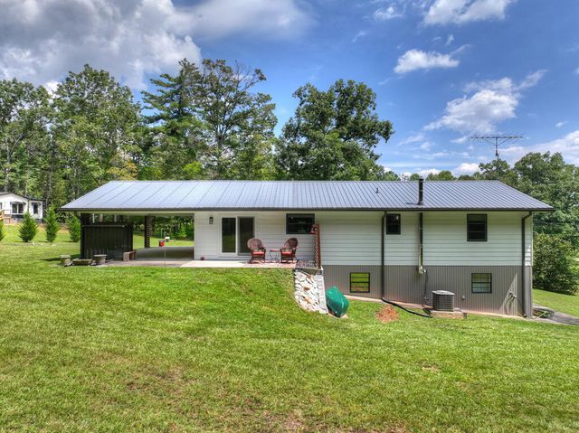 5700 Mobile Road, Blue Ridge, GA 30513