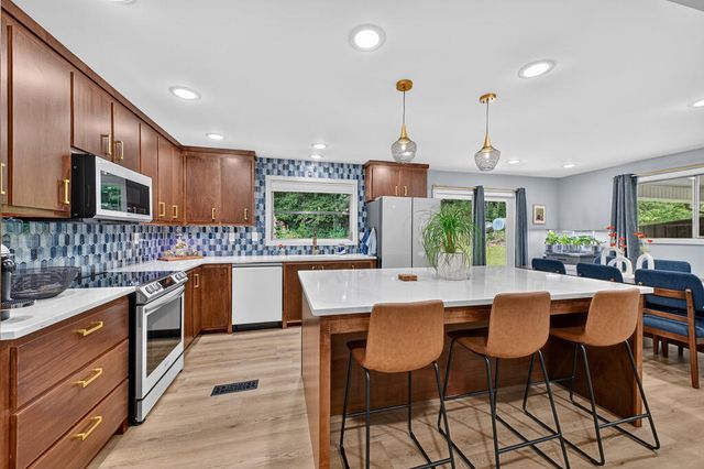 5700 Mobile Road, Blue Ridge, GA 30513