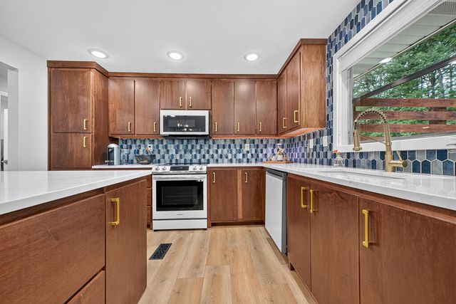 5700 Mobile Road, Blue Ridge, GA 30513