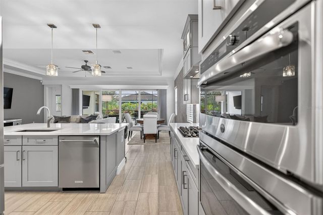 2009 6TH STREET E, Palmetto, FL 34221