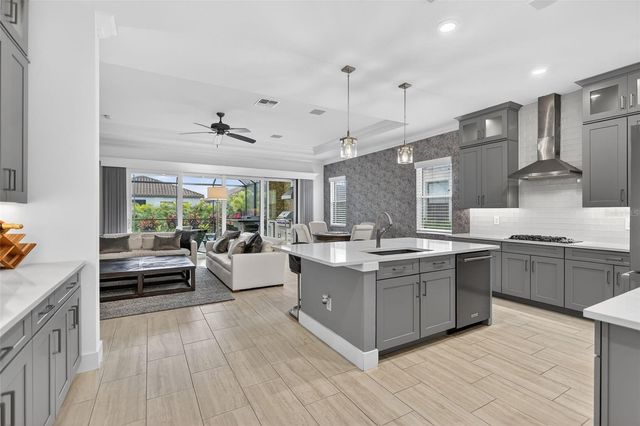 2009 6TH STREET E, Palmetto, FL 34221