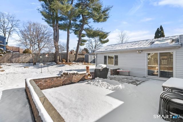 49 Minivale Road, Stamford, CT 06907