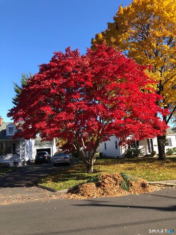 49 Minivale Road, Stamford, CT 06907