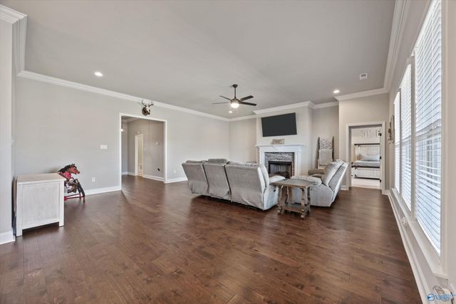 103 Tanner Drake Court, New Market, AL 35761