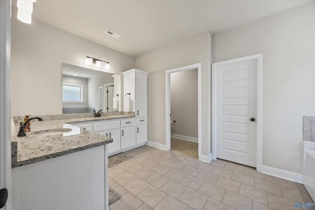 103 Tanner Drake Court, New Market, AL 35761