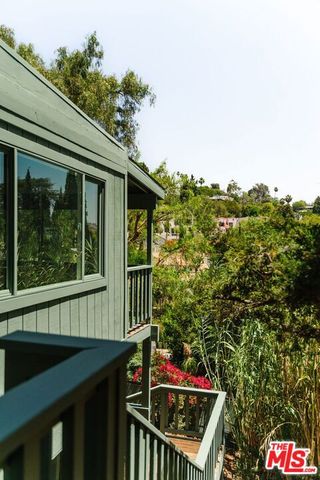 3958 Glenalbyn Drive, Los Angeles, CA 90065