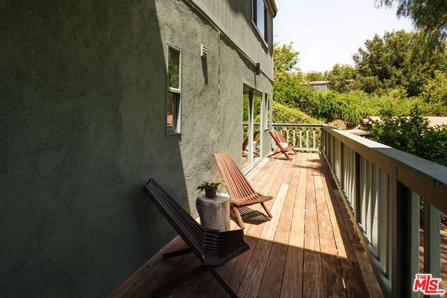 3958 Glenalbyn Drive, Los Angeles, CA 90065