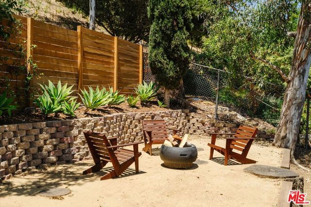 3958 Glenalbyn Drive, Los Angeles, CA 90065