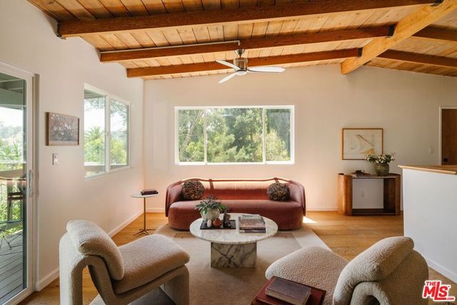 3958 Glenalbyn Drive, Los Angeles, CA 90065